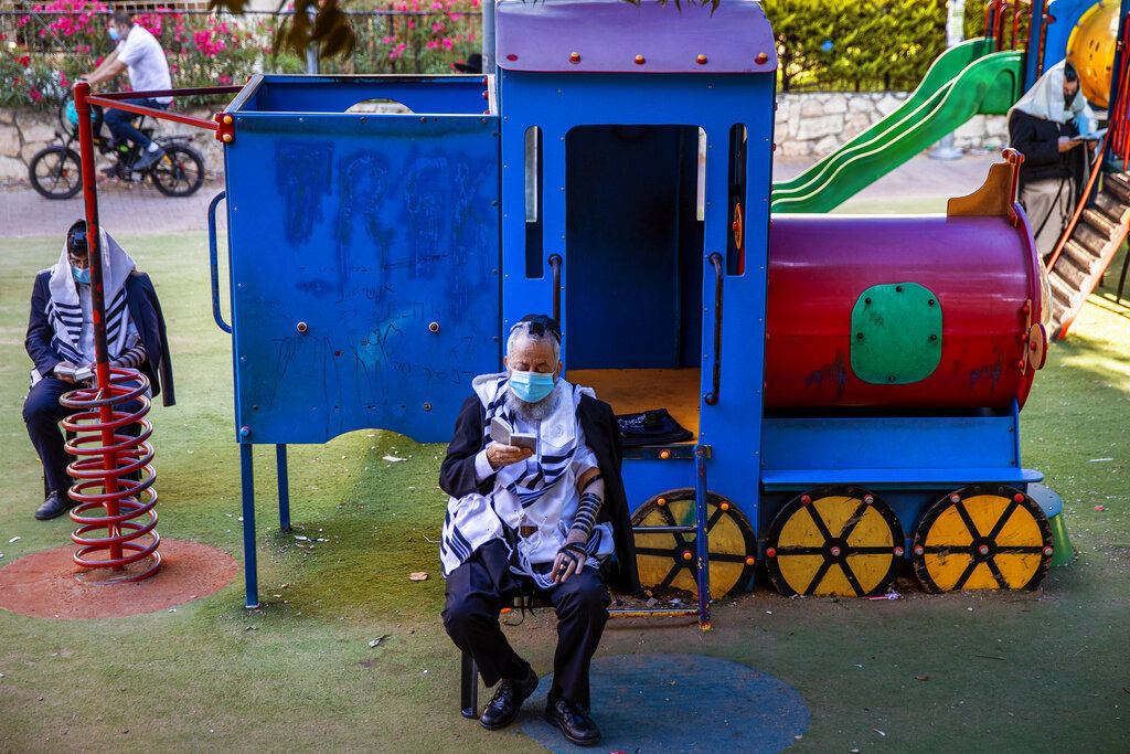 APTOPIX Virus Outbreak Israel